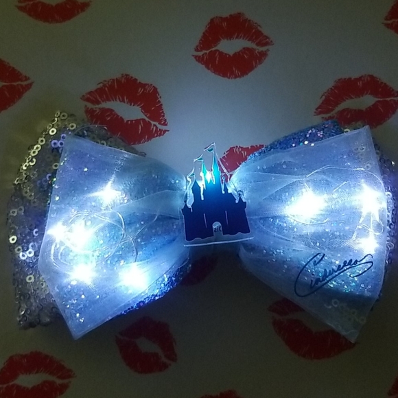Cinderella light up Bow - Picture 5 of 7
